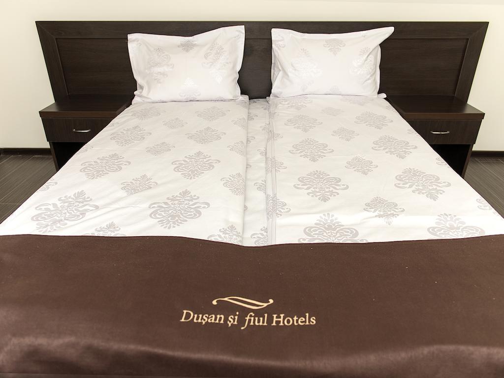 Hotel Dusan Si Fiul Resita Nord Rum bild