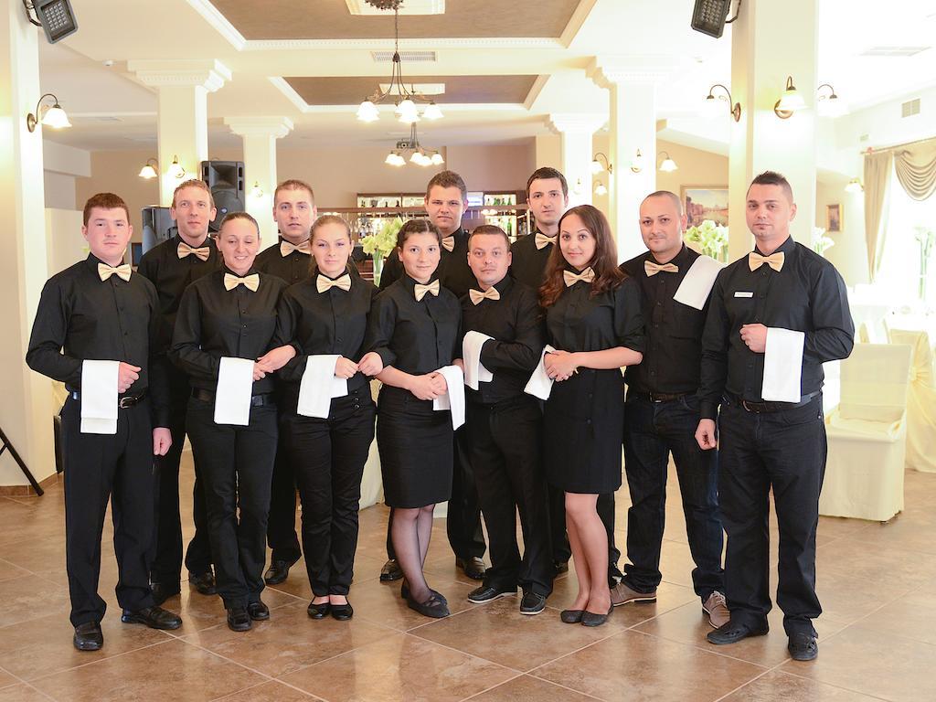 Hotel Dusan Si Fiul Resita Nord Exteriör bild